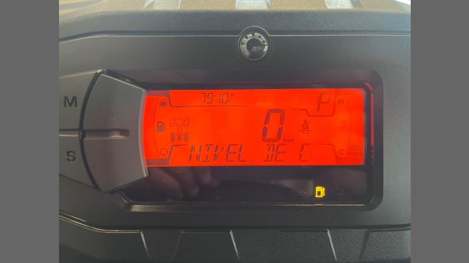 05 Defender PRO HD10